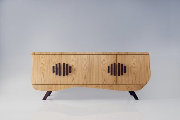 Image of a buffet named Twins, designed and constructed by Rangahaus. The buffet is made of natural solid chestnut wood with a matte finish, and measures L 200 cm x W 50 cm x H 82 cm. The metal base in a dark brown satin finish provides a sturdy and modern support for the buffet. The sleek and minimalist design of the buffet showcases the natural beauty of the chestnut wood, and its spacious interior is perfect for storing dining essentials. A beautiful and functional addition to any modern home or dining room. Front view,